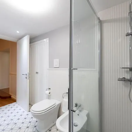 The Rent - Stylish One-bedroom In Piazza Barberini Rzym